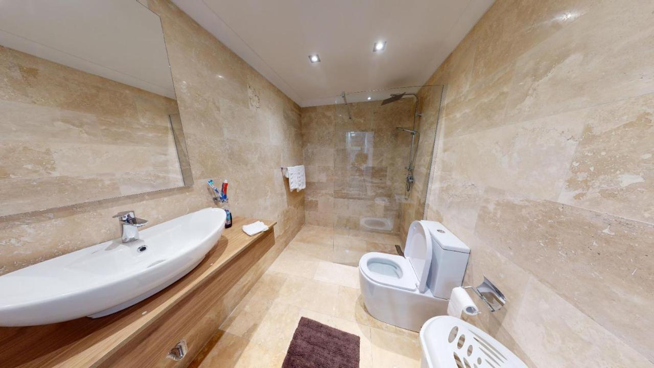 Central Valletta - 1 Bedroom Maisonnette Luaran gambar